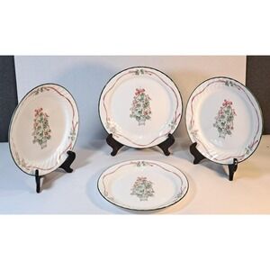 Corelle Callaway Holiday Dinner Plates Set of 4 Christmas Cardinal  10.25 in
